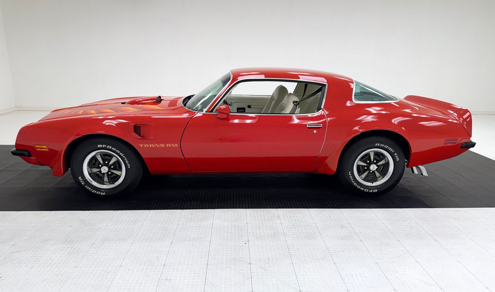1975 Pontiac Firebird Trans Am Coupe, foto 2