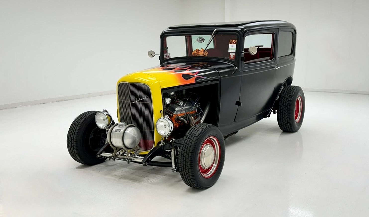 1932 Ford 40 Series 2 Door Sedan, foto 1