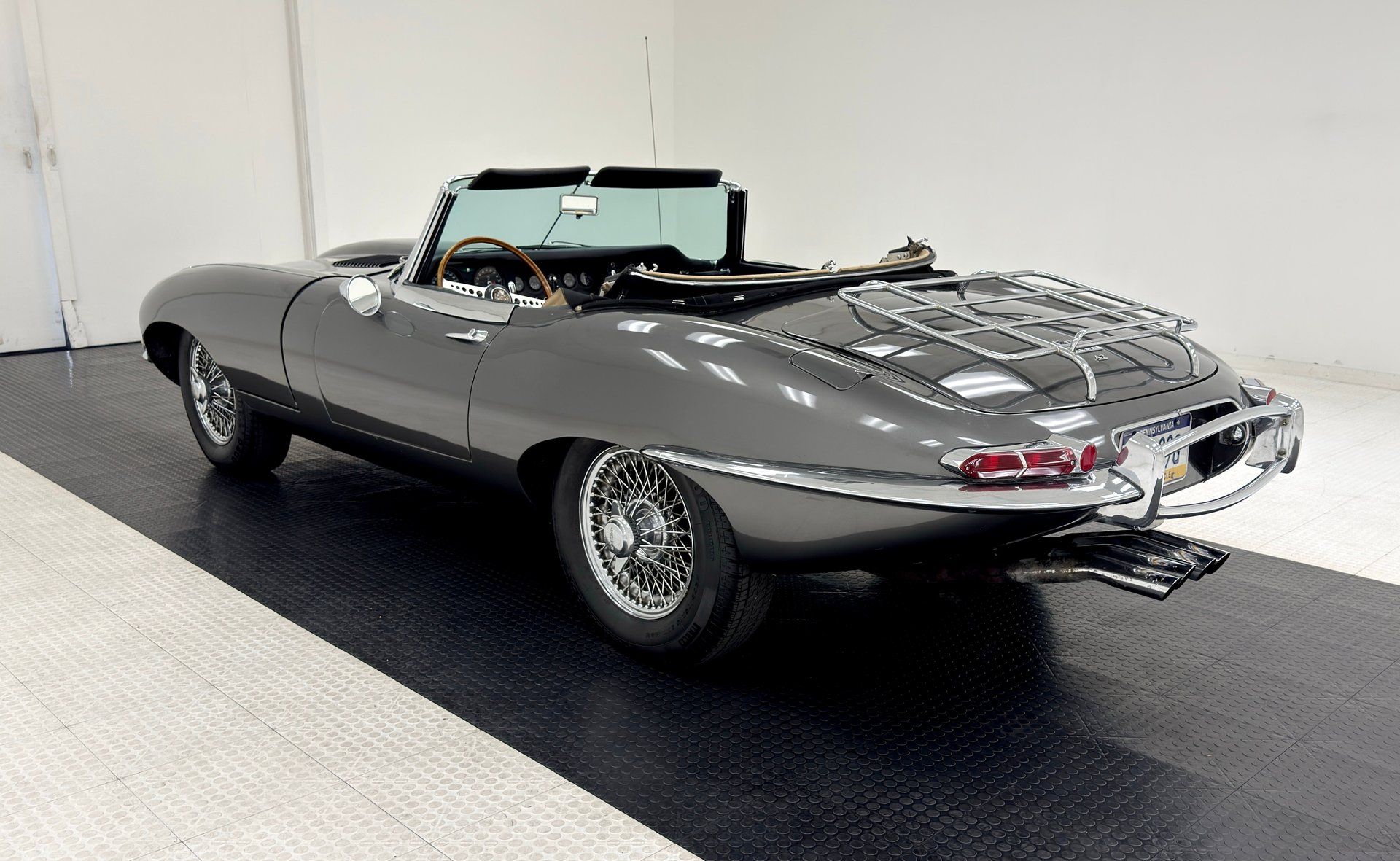 1967 Jaguar XKE Series 1 Roadster, foto 6