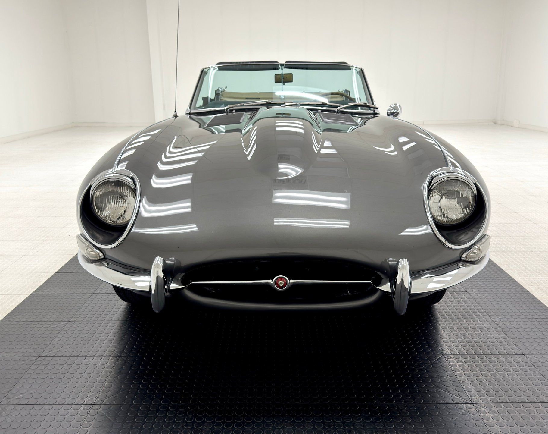 1967 Jaguar XKE Series 1 Roadster, foto 11