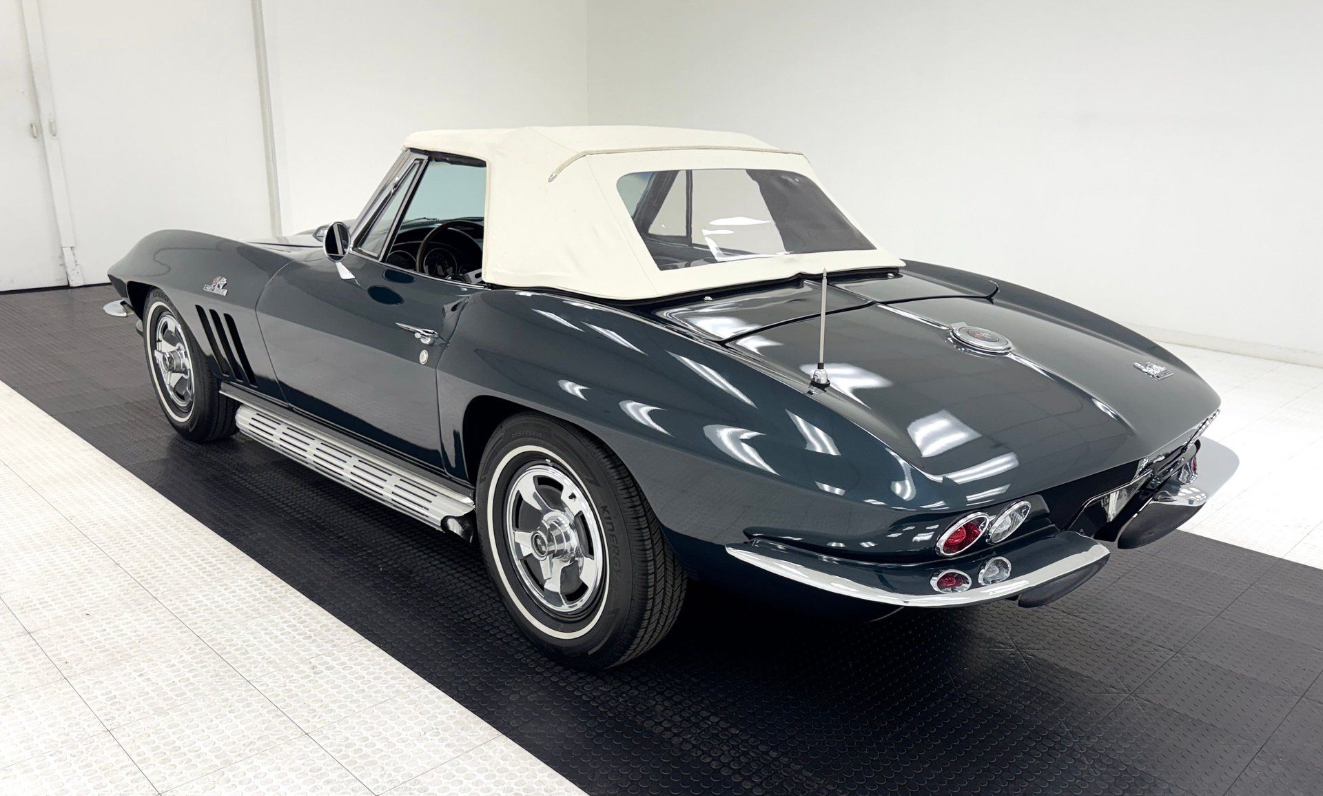 1966 Chevrolet Corvette Convertible C2, foto 8