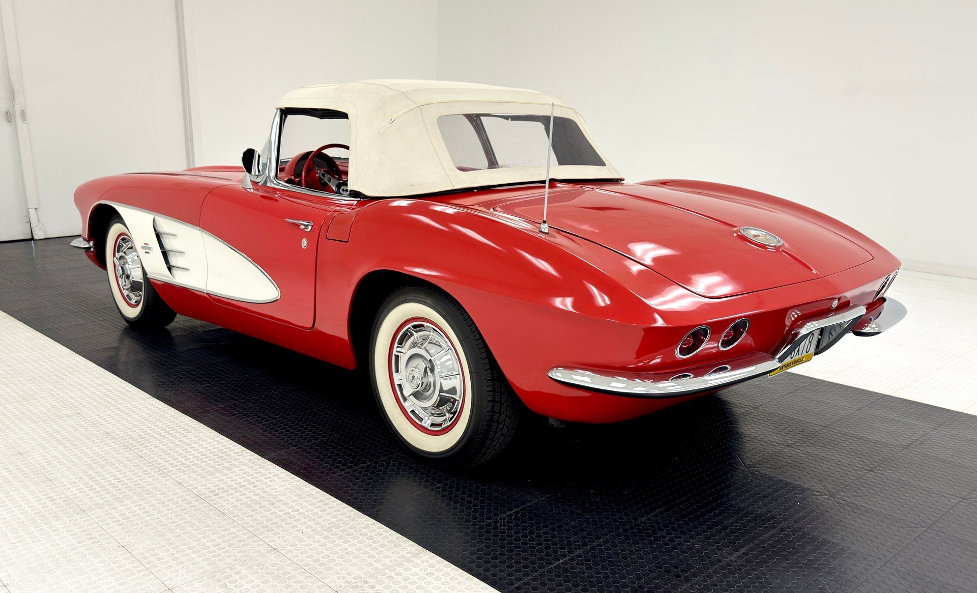1961 Chevrolet Corvette Convertible, foto 5