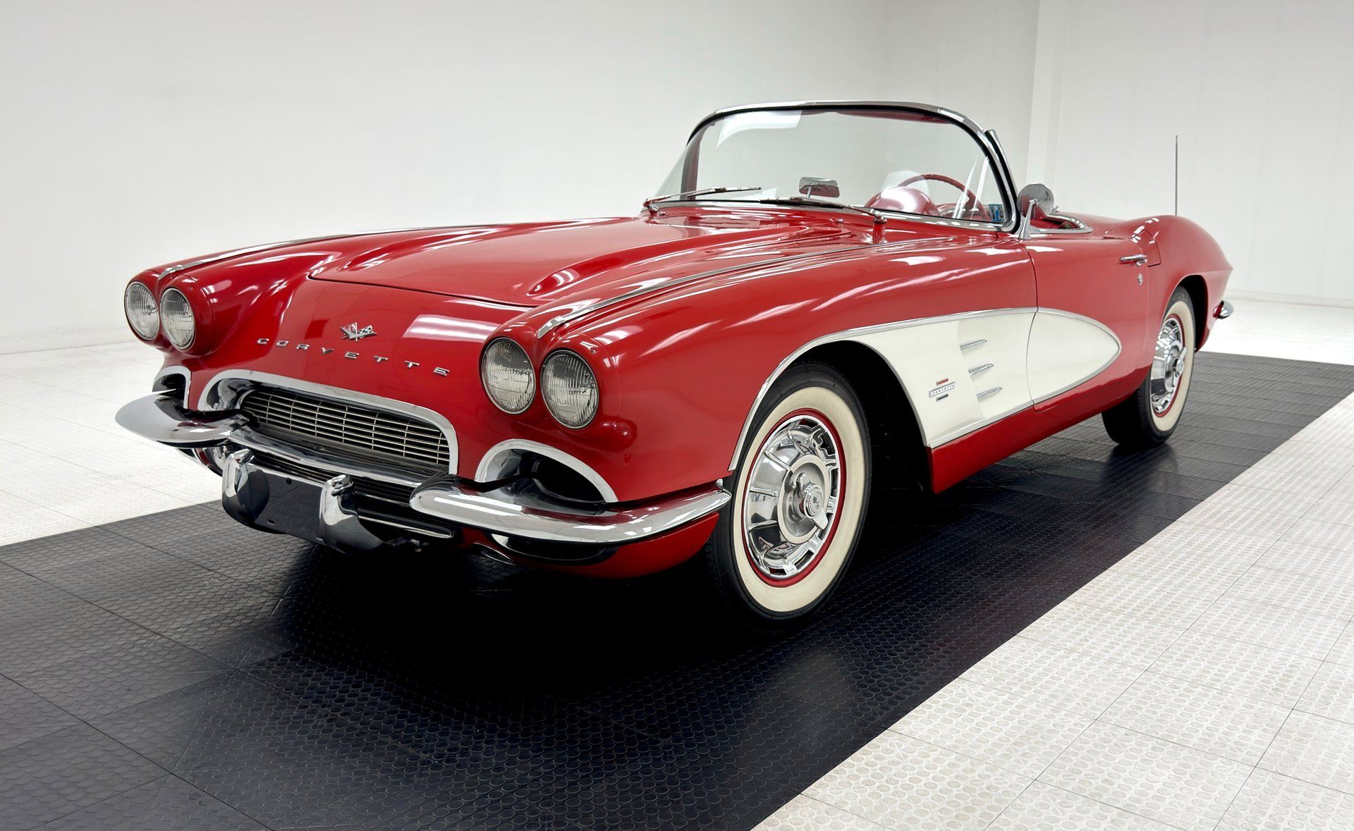 1961 Chevrolet Corvette Convertible, foto 2