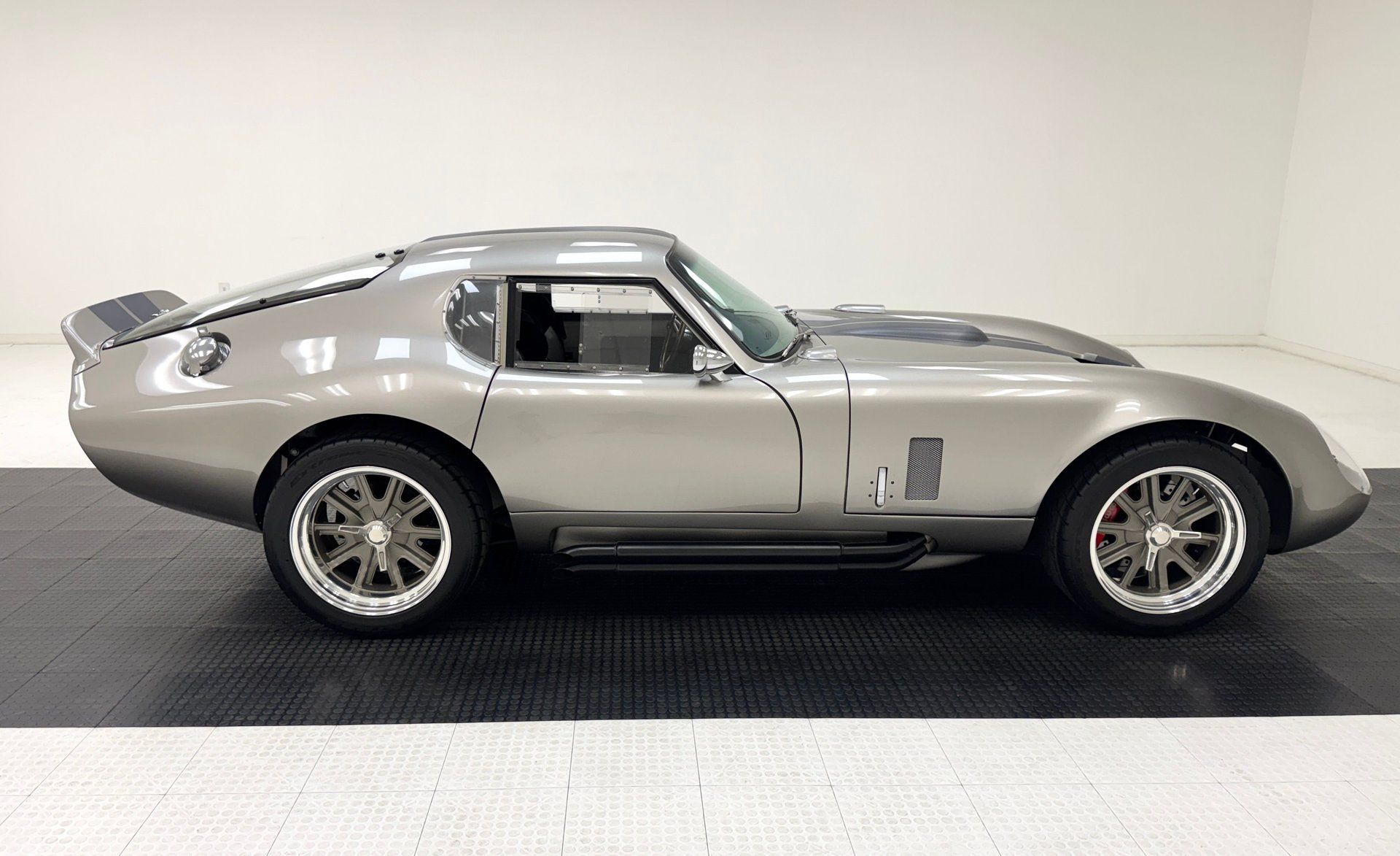 1965 Ford Factory 5 Type 65 Shelby Daytona Coupe, foto 6