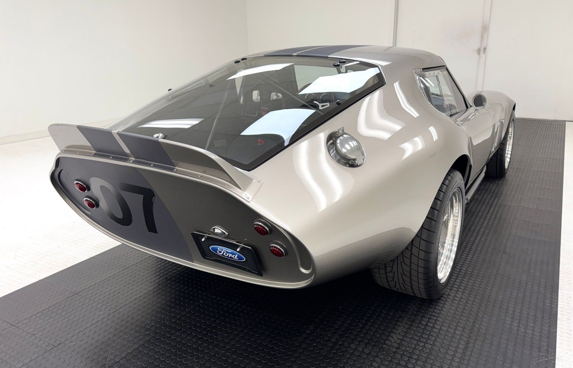 1965 Ford Factory 5 Type 65 Shelby Daytona Coupe, foto 5