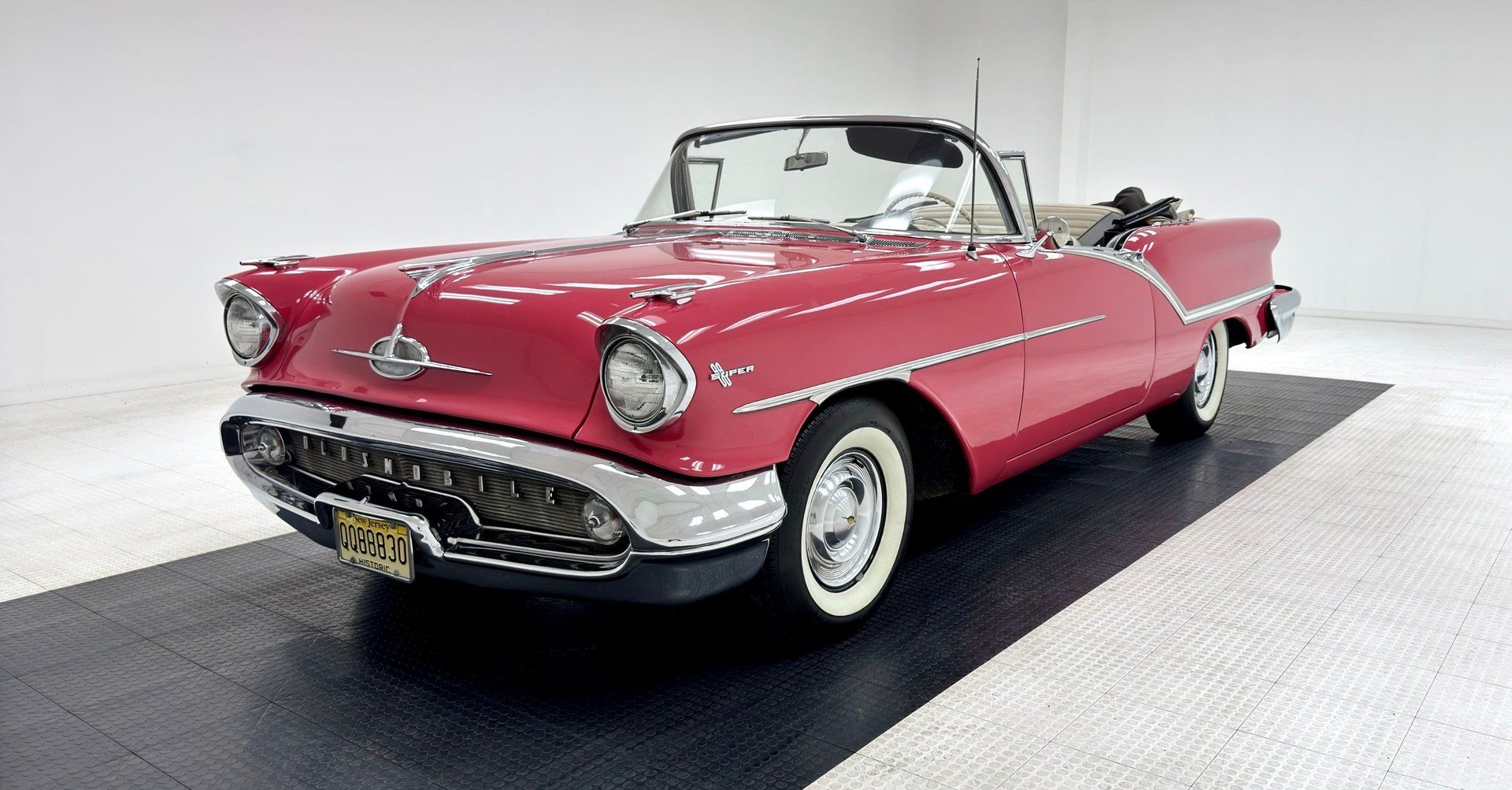 1957 Oldsmobile Super 88 Convertible, foto 1