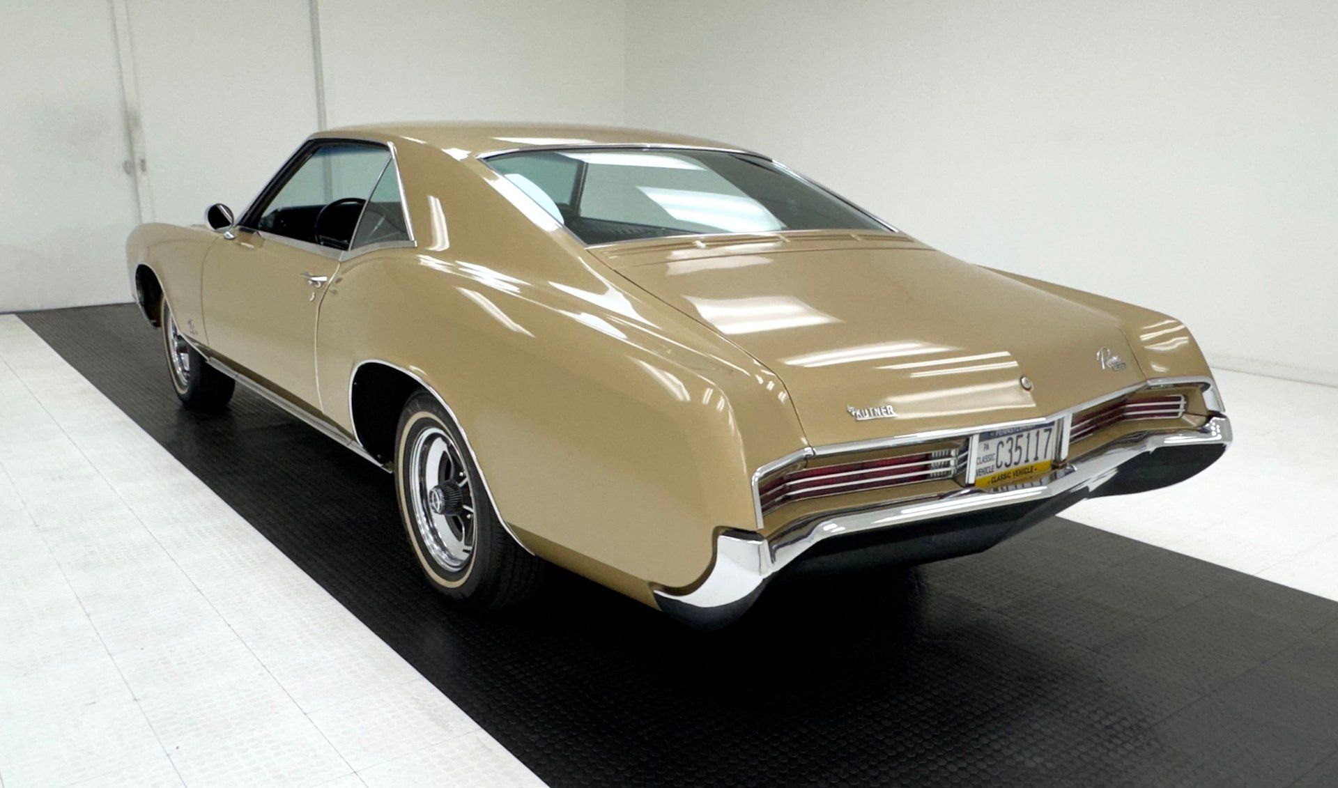 1967 Buick Riviera Hardtop, foto 3