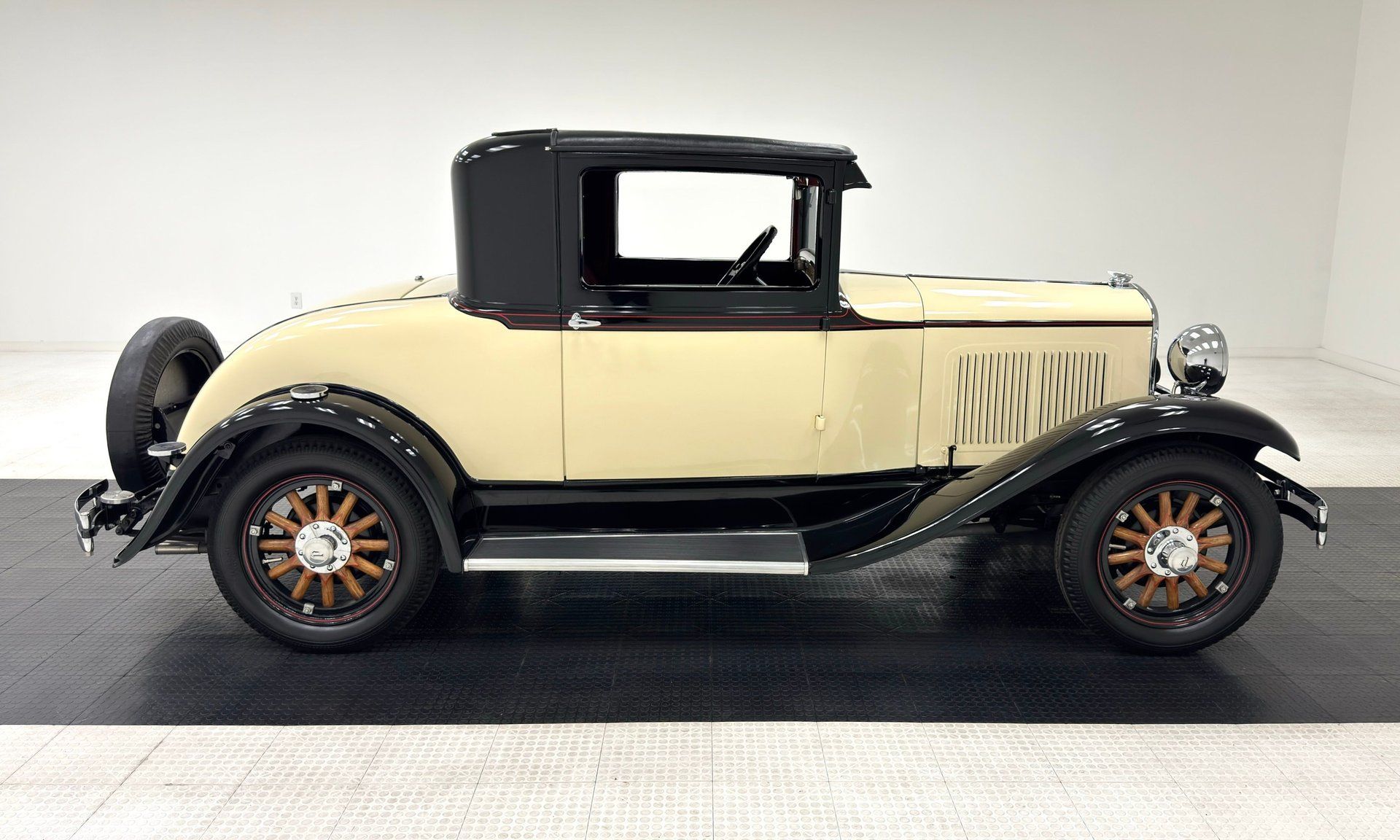 1929 Plymouth Model U Deluxe Coupe, foto 6