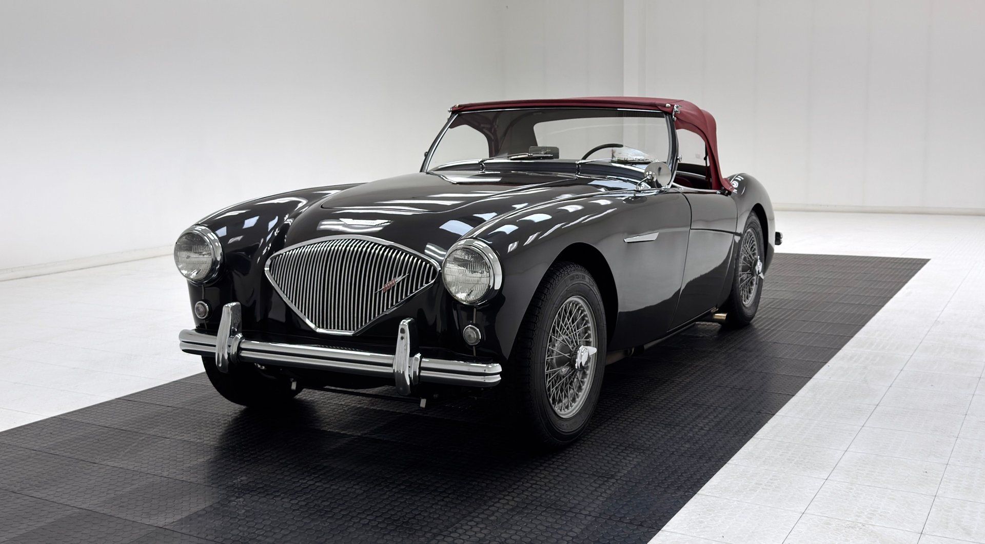 1953 Austin-Healey 100-4 BN1 Roadster, foto 1