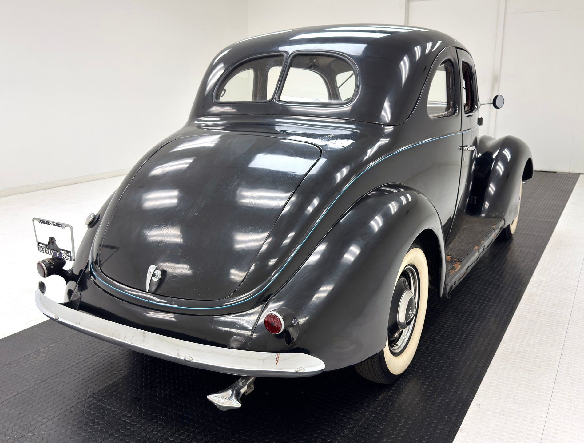 1937 Ford 85 Deluxe Club Coupe, foto 5