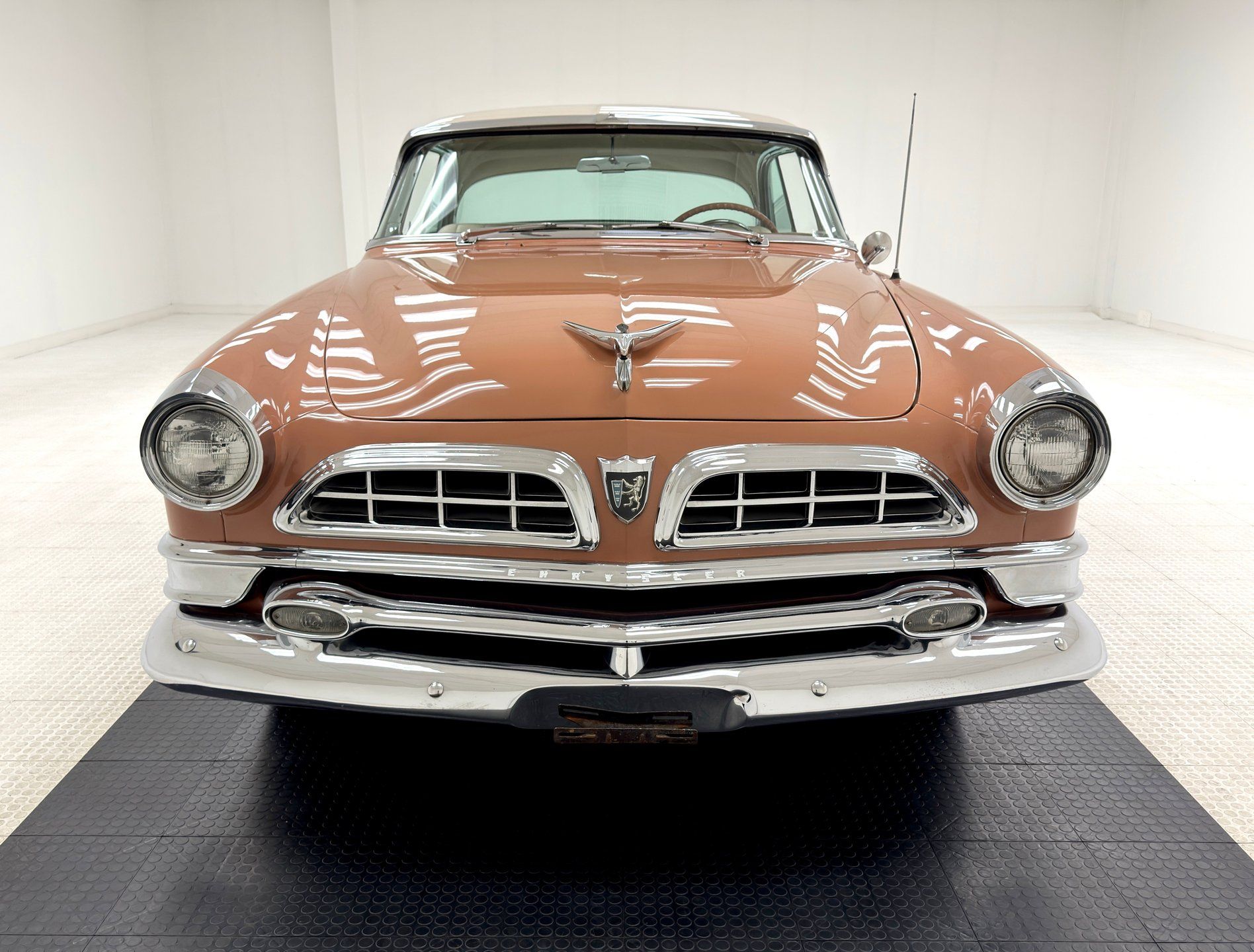 1955 Chrysler New Yorker Deluxe Hardtop, foto 8