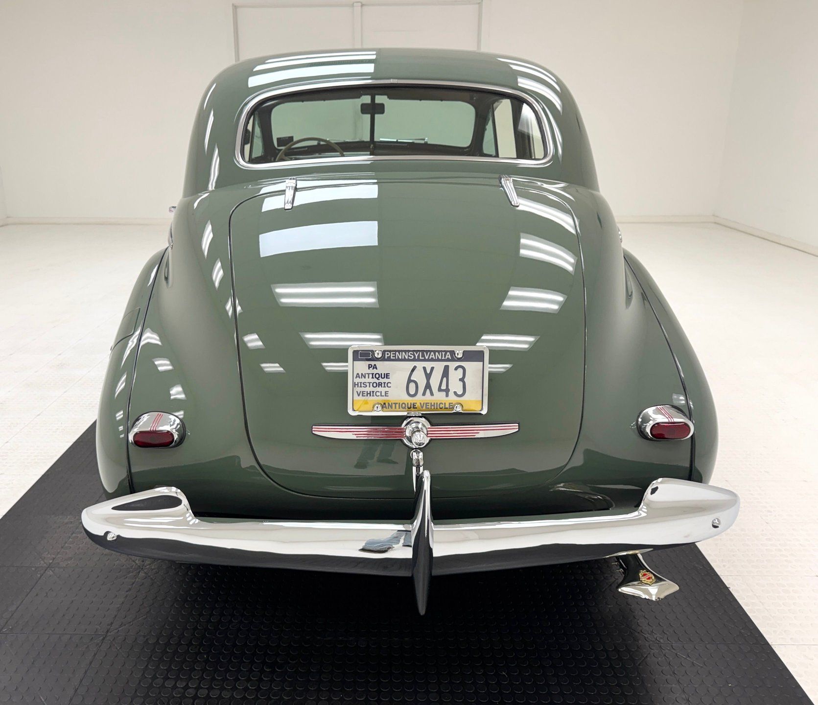 1940 Oldsmobile Series 90 Custom Cruiser 4 Door Touring Seda, foto 4