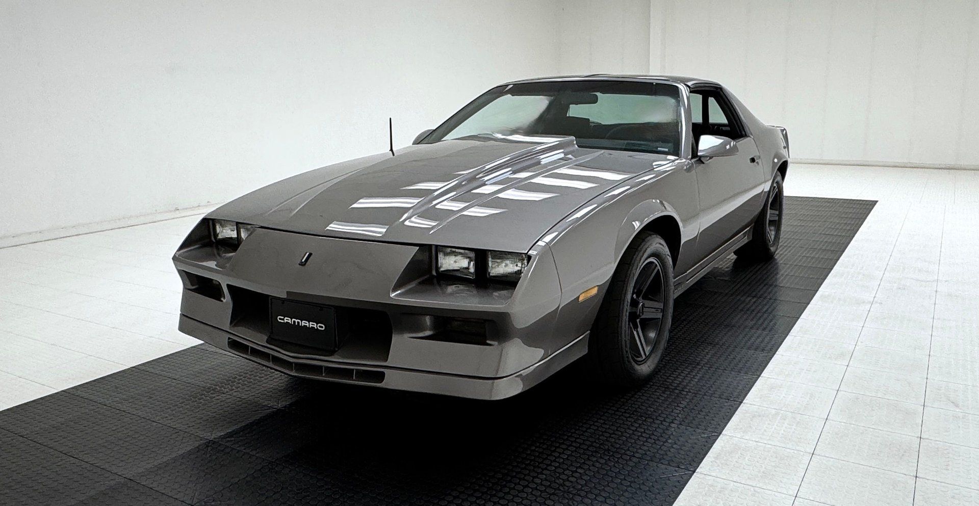 1984 Chevrolet Camaro Z28 Coupe, foto 1