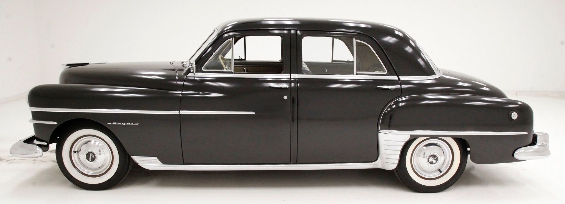 1950 Chrysler Royal Sedan, foto 2