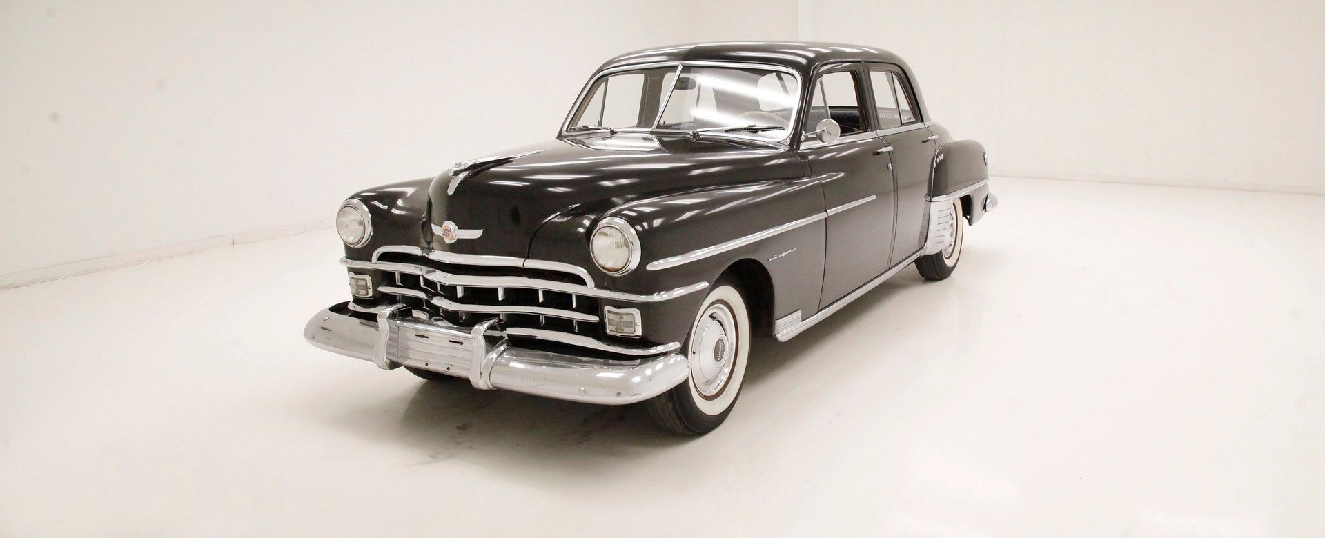 1950 Chrysler Royal Sedan, foto 1