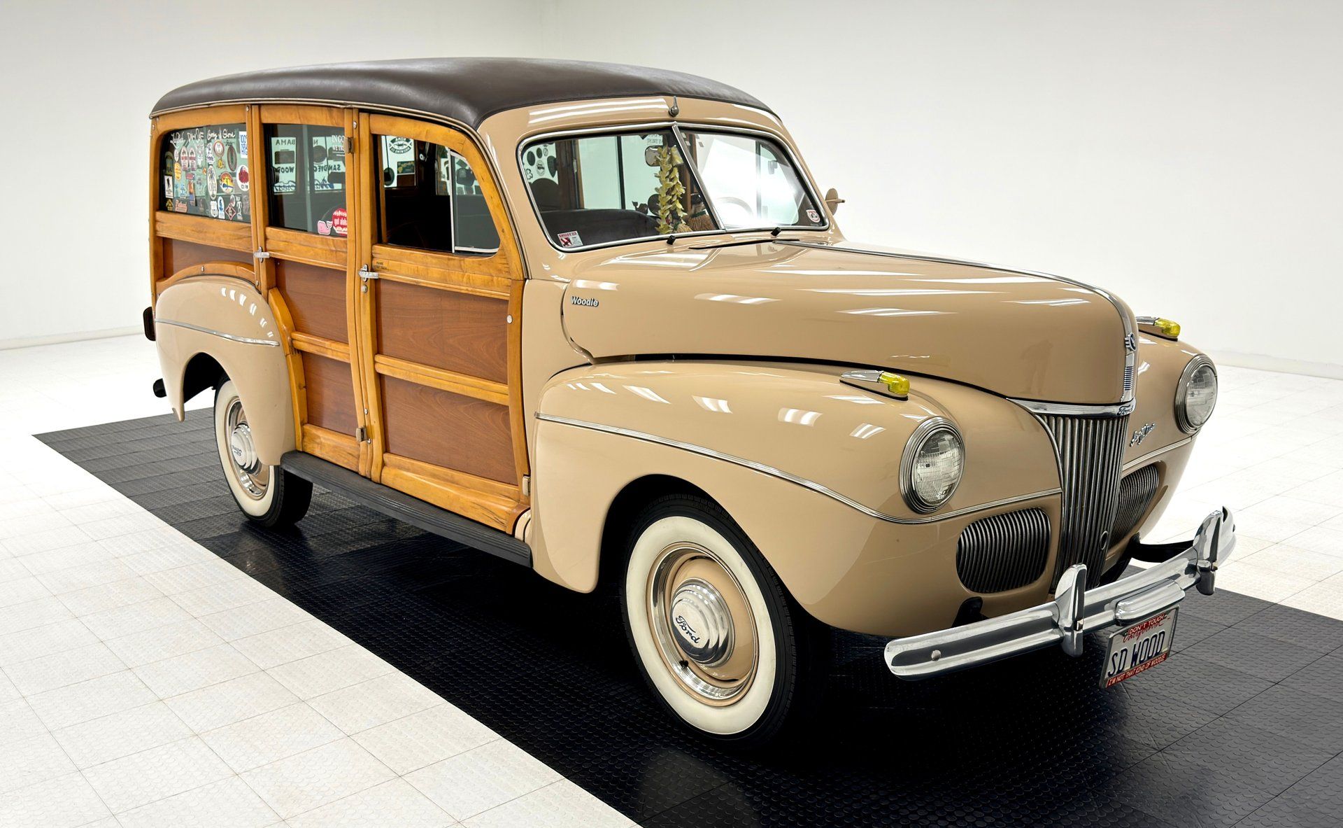 1941 Ford Super Deluxe Woody Station Wagon, foto 7