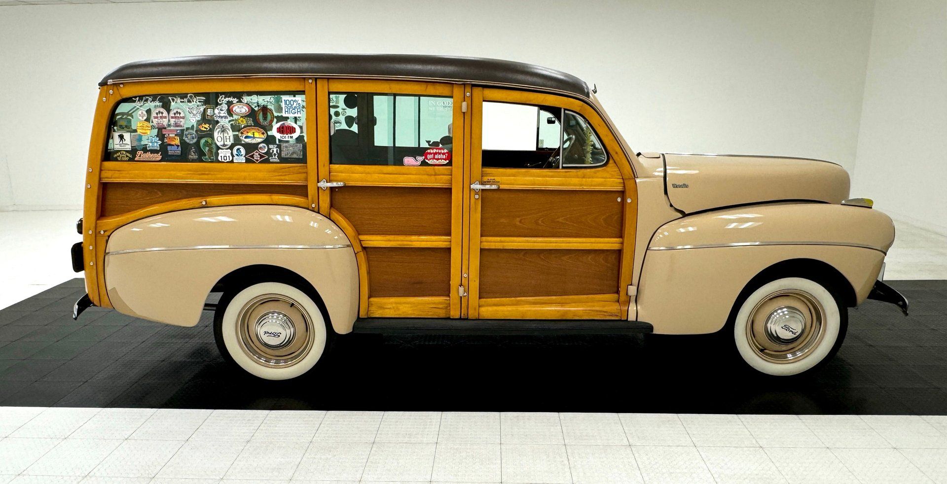 1941 Ford Super Deluxe Woody Station Wagon, foto 6