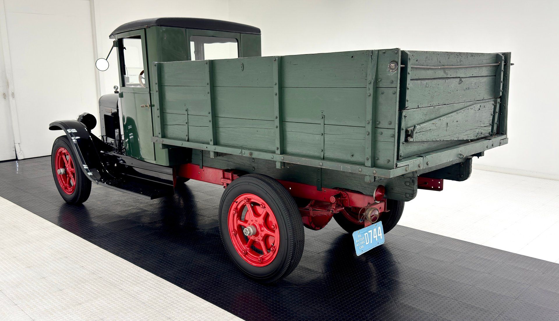 1930 International 6 Speed Special 1 Ton Truck, foto 3