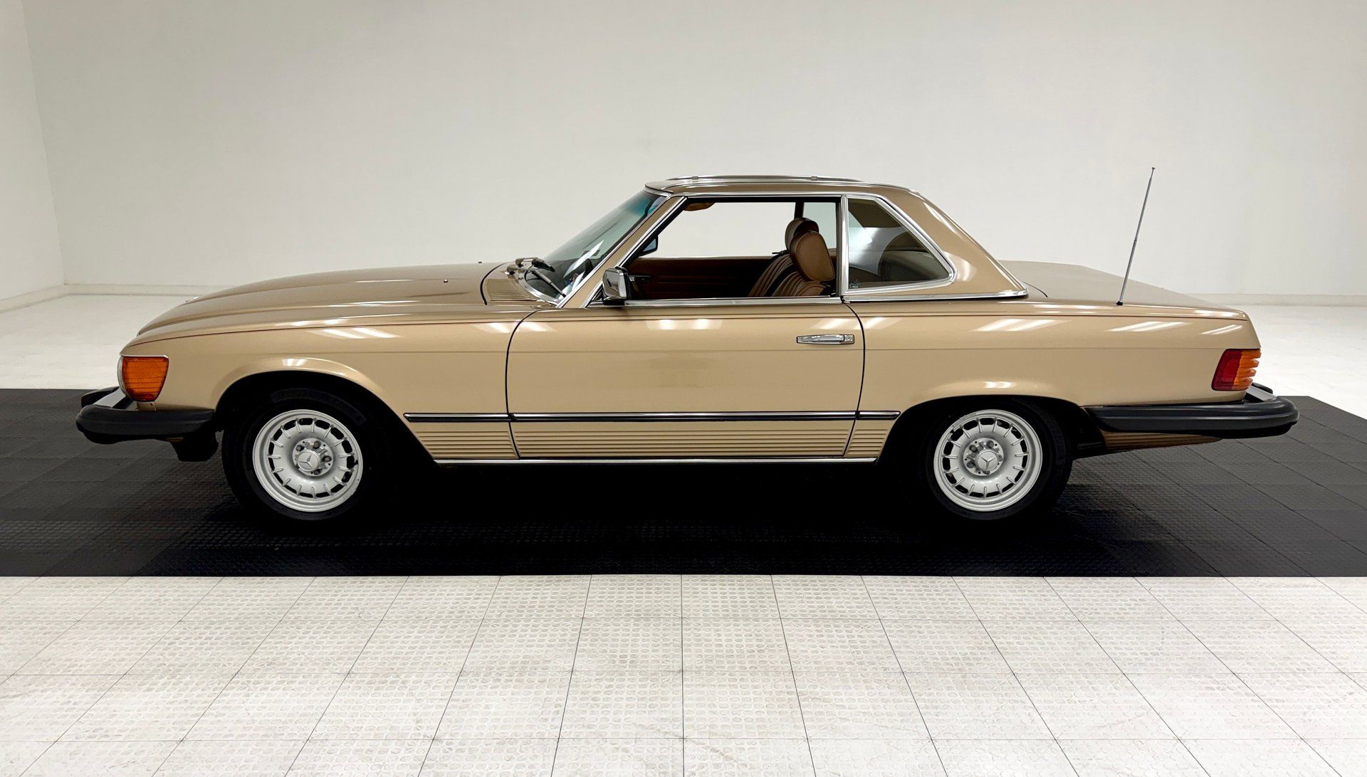 1985 Mercedes-Benz 380 SL Convertible, foto 4