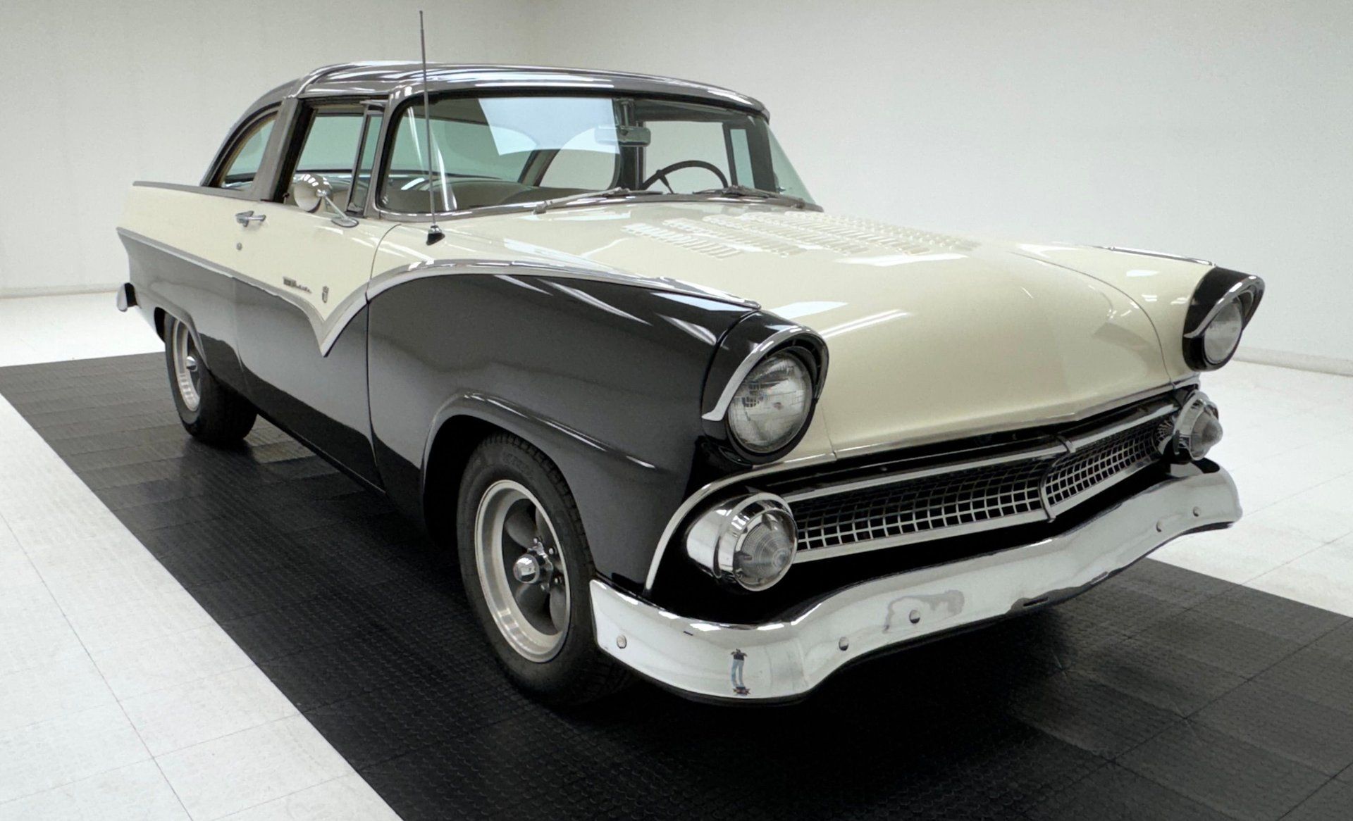 1955 Ford Fairlane Crown Victoria 2 Door Hardtop, foto 7