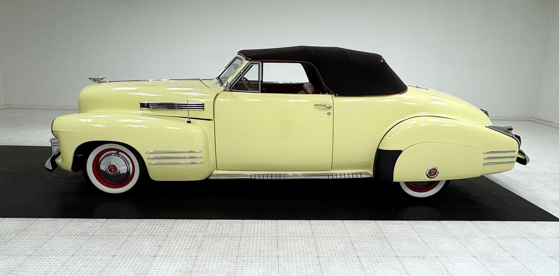 1941 Cadillac Series 62 Convertible, foto 3