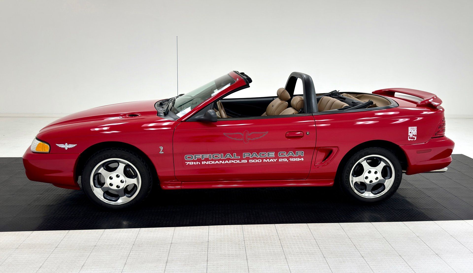 1994 Ford Mustang Cobra Convertible Pace Car, foto 4