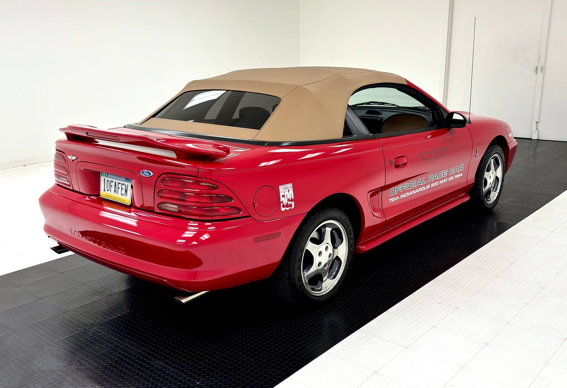 1994 Ford Mustang Cobra Convertible Pace Car, foto 8