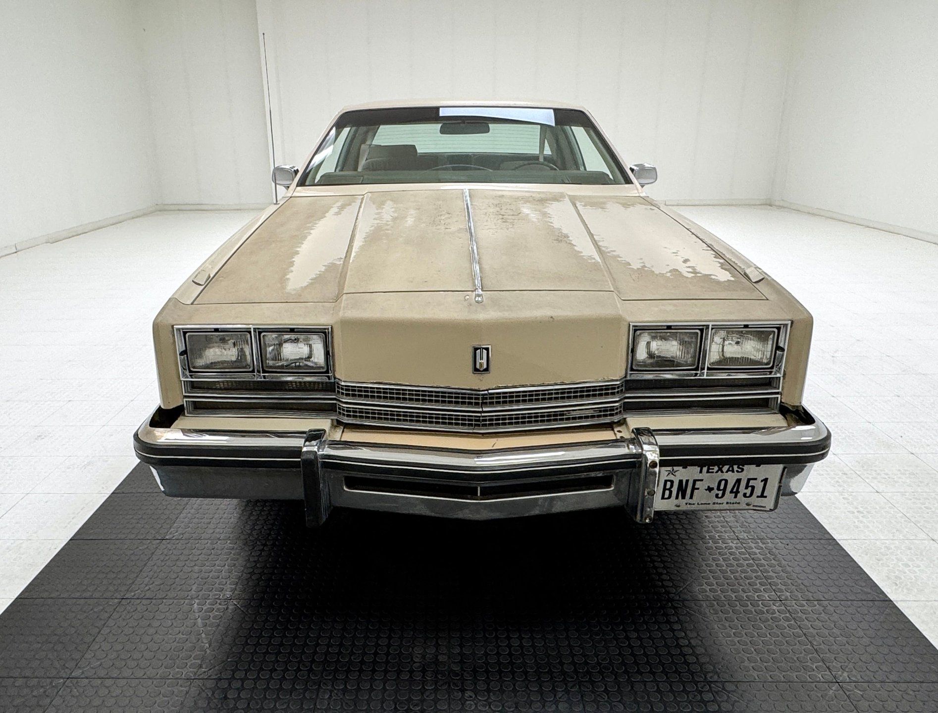 1985 Oldsmobile Toronado Brougham 2 Door Hardtop, foto 8