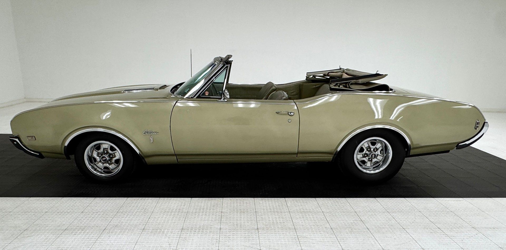 1968 Oldsmobile Cutlass S Convertible, foto 4