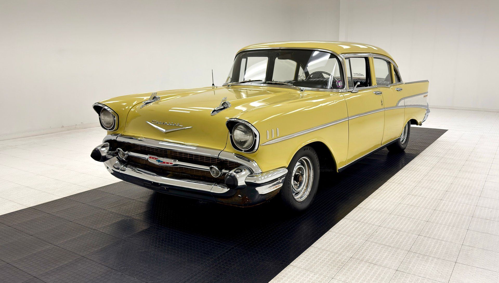 1957 Chevrolet Bel Air 4 Door Sedan, foto 1