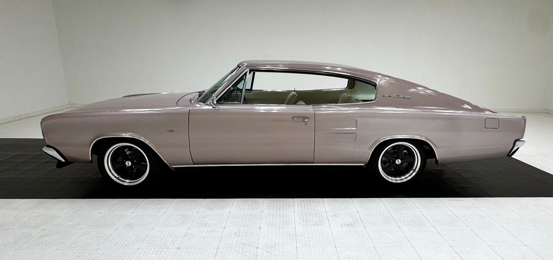 1966 Dodge Charger Hardtop, foto 2