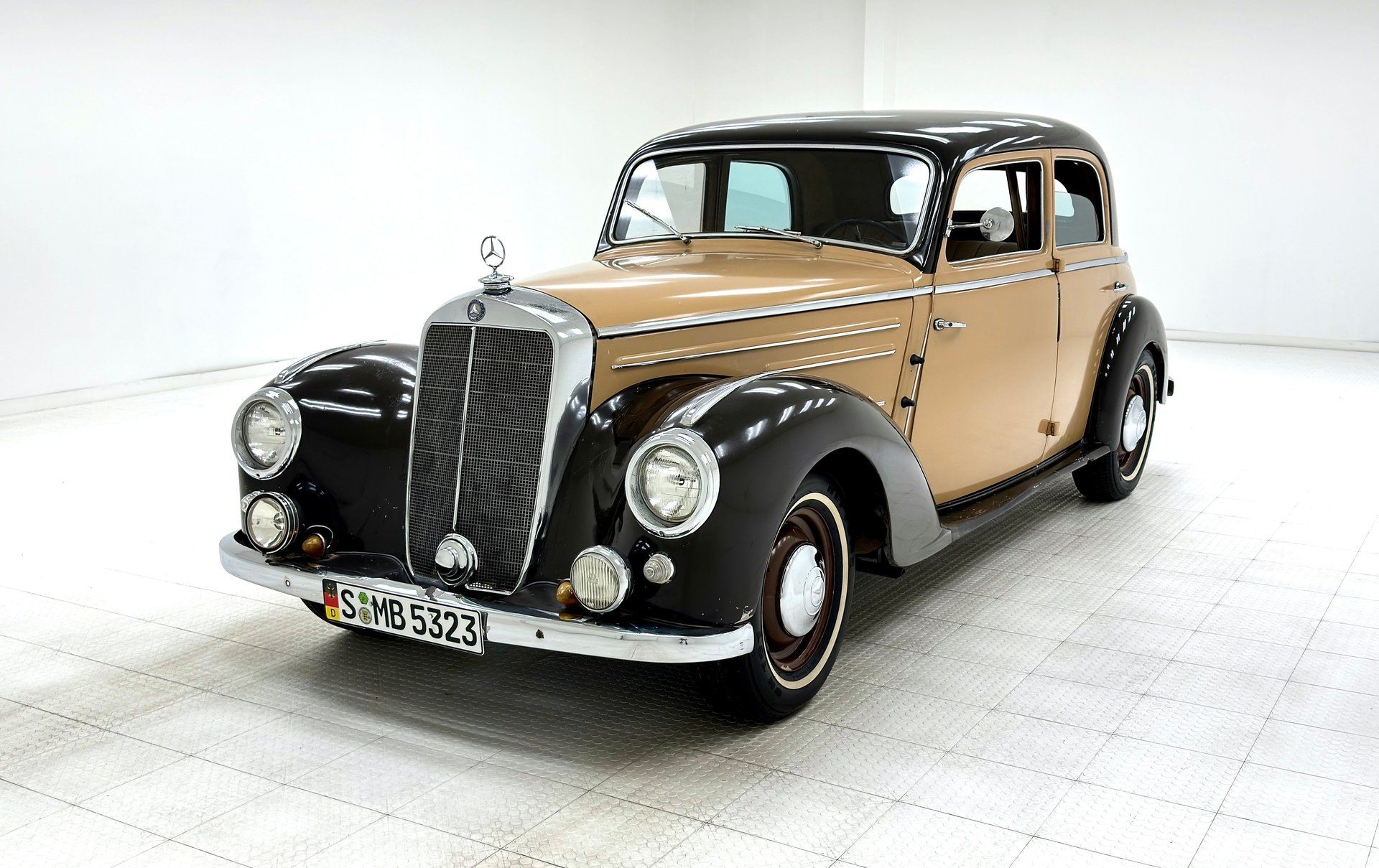 1952 Mercedes-Benz 220 Sedan, foto 1