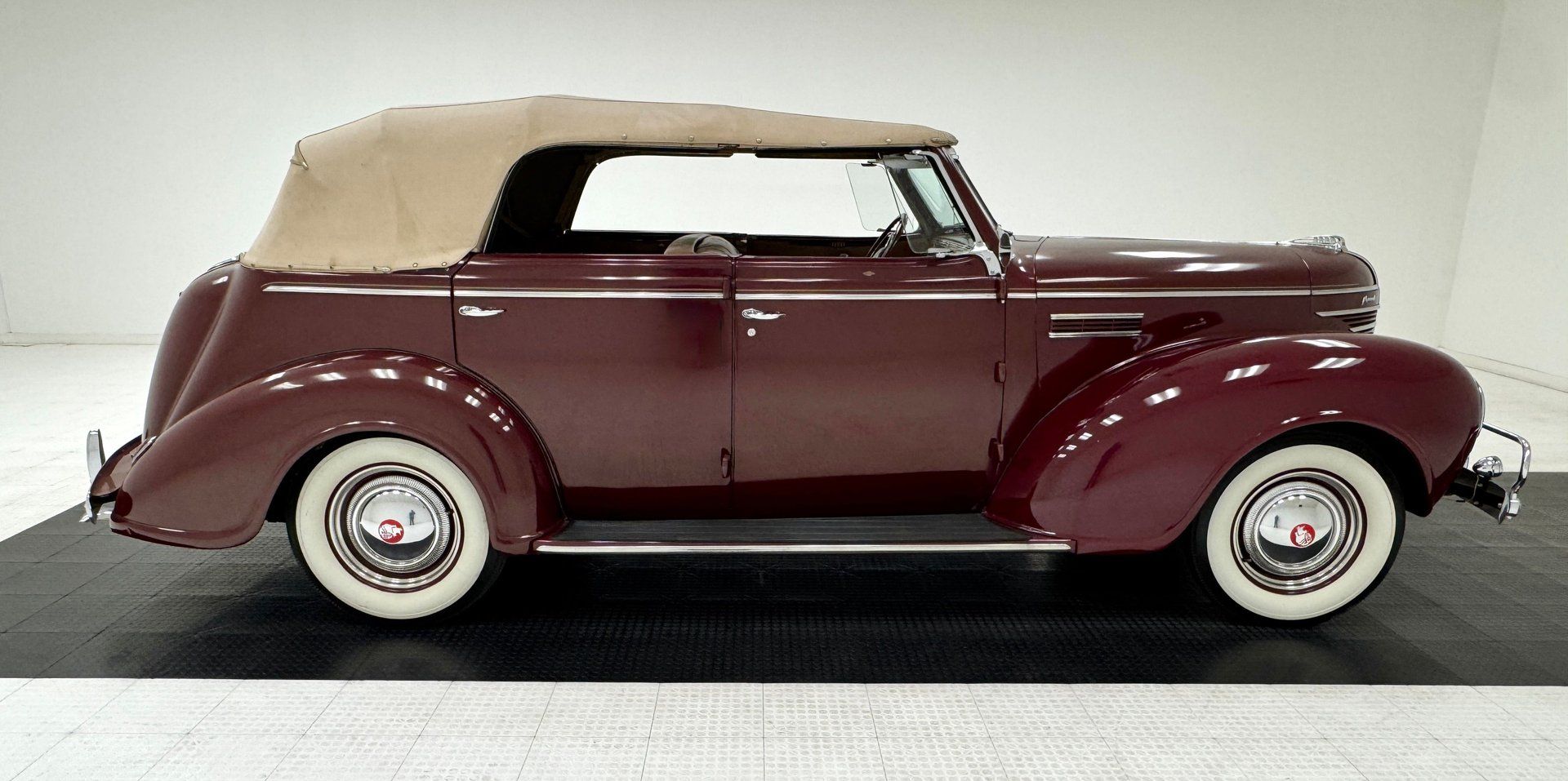 1939 Plymouth P8 Convertible Sedan, foto 9