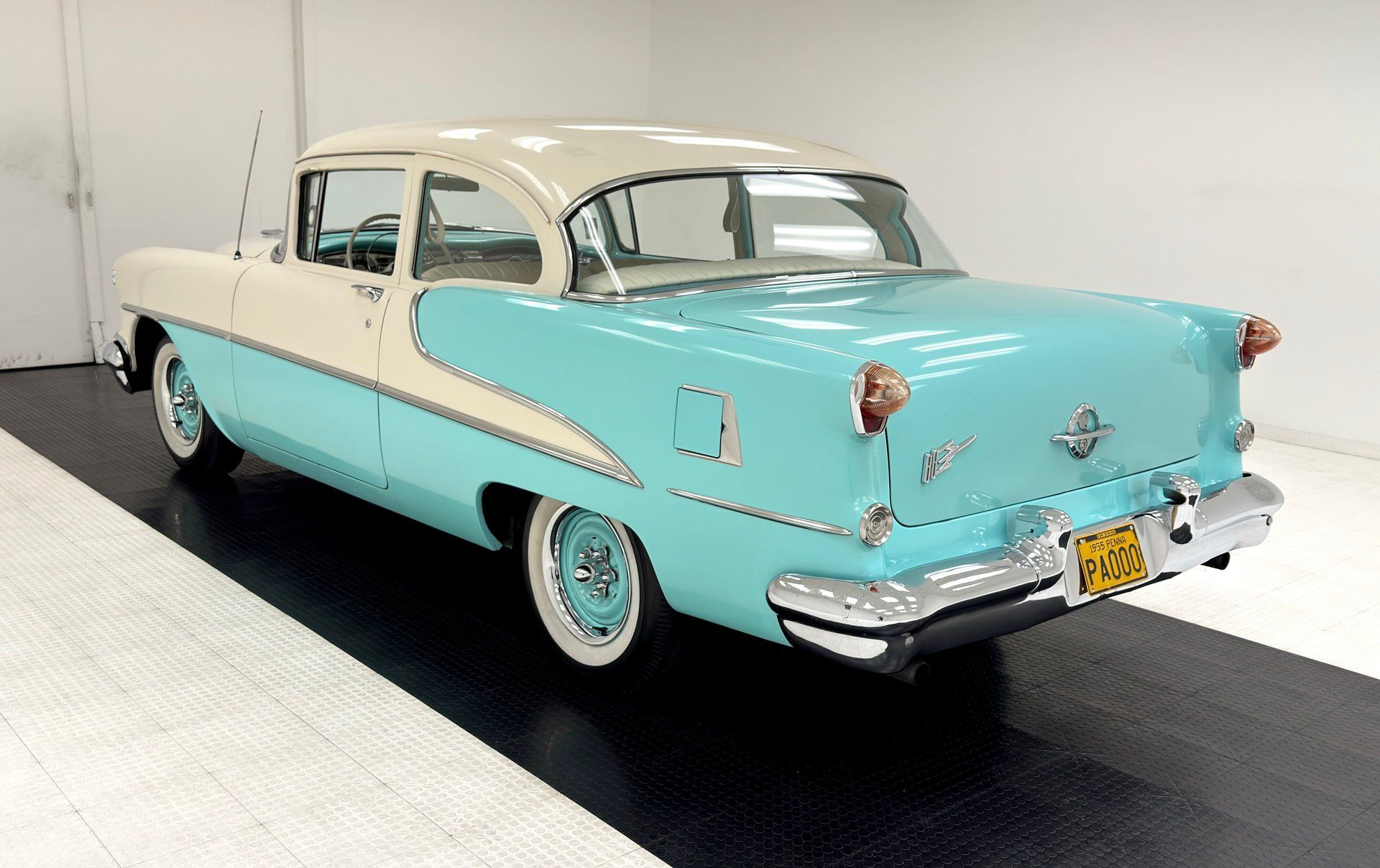 1955 Oldsmobile 88 2 Door Sedan, foto 3