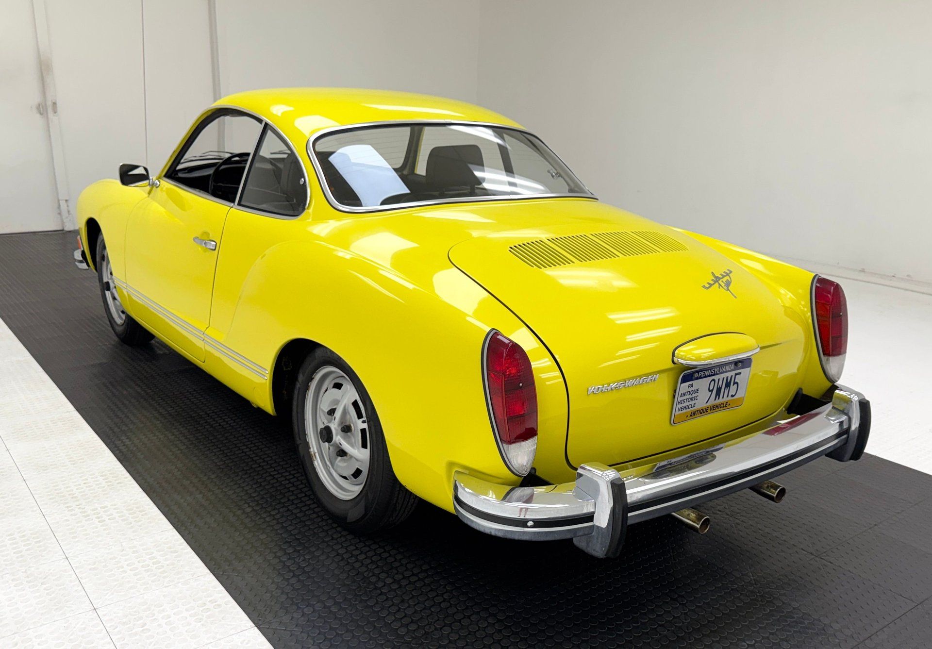 1974 Volkswagen Karmann Ghia Coupe, foto 3