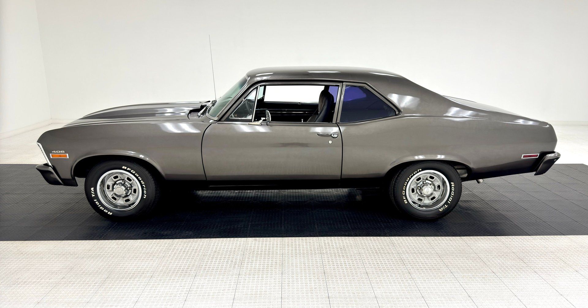 1972 Chevrolet Nova Sedan, foto 2