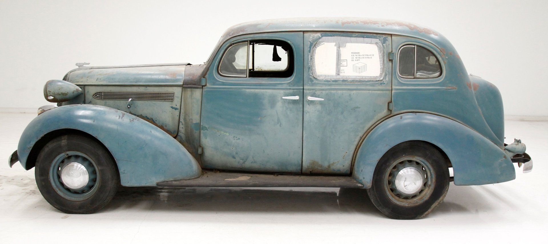 1936 Pontiac Master Series 6 Touring Sedan, foto 2