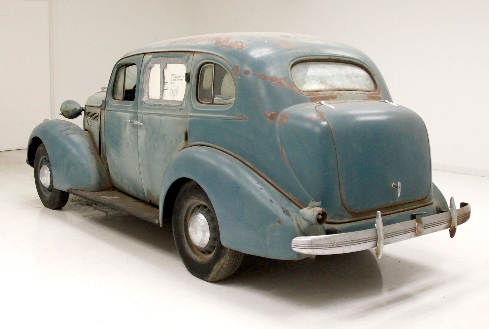 1936 Pontiac Master Series 6 Touring Sedan, foto 3