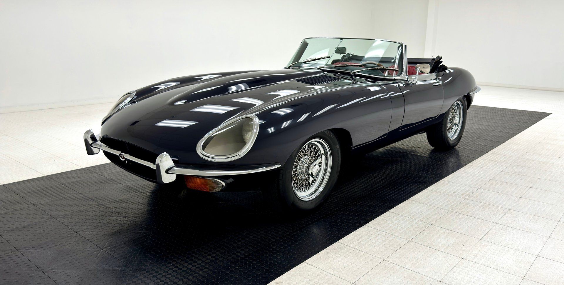 1969 Jaguar XKE Series II Roadster, foto 3