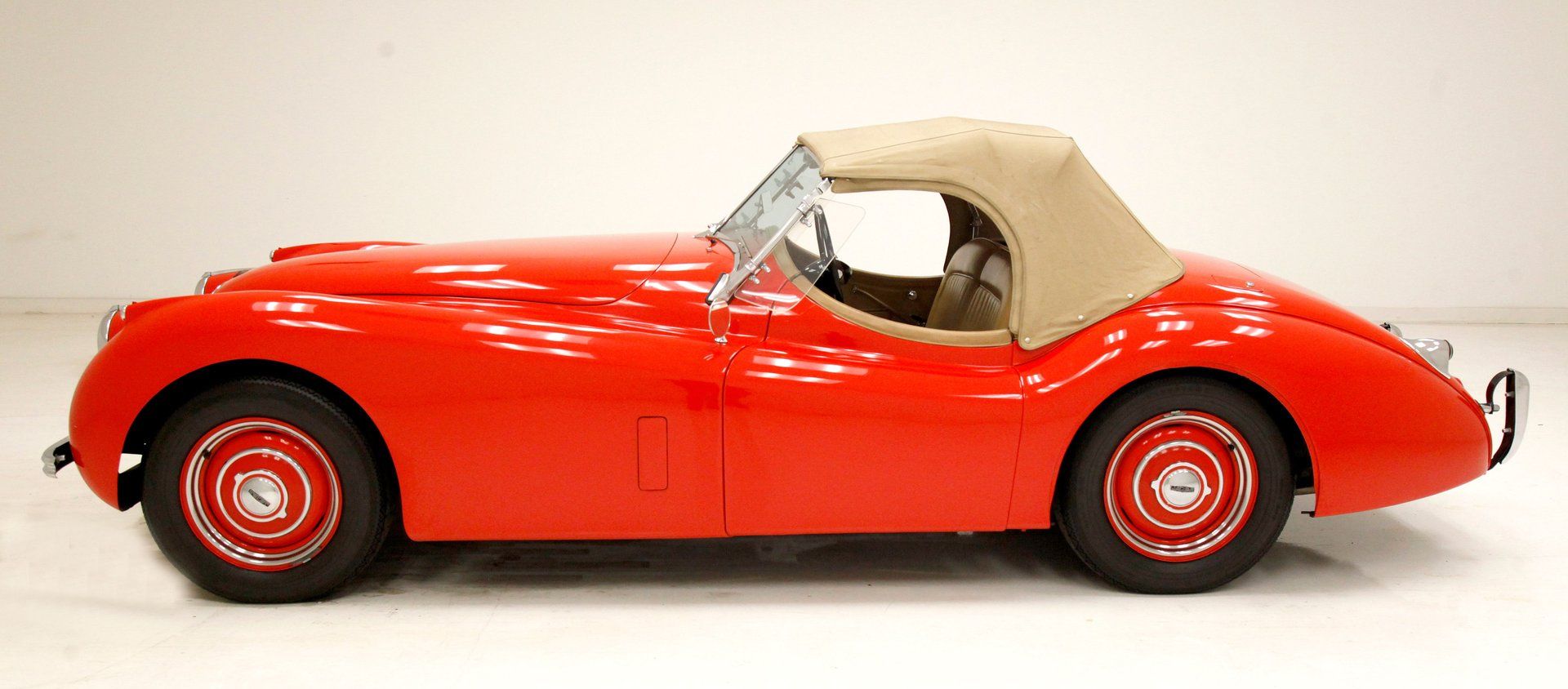 1954 Jaguar XK120 Roadster, foto 4
