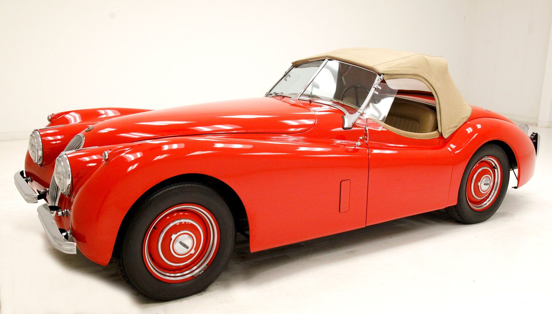1954 Jaguar XK120 Roadster, foto 2