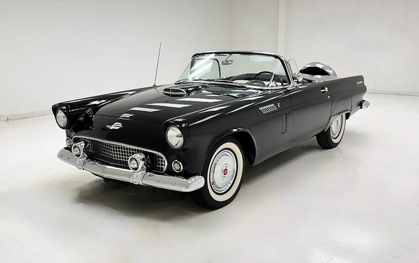 1956 Ford Thunderbird Roadster, foto 2