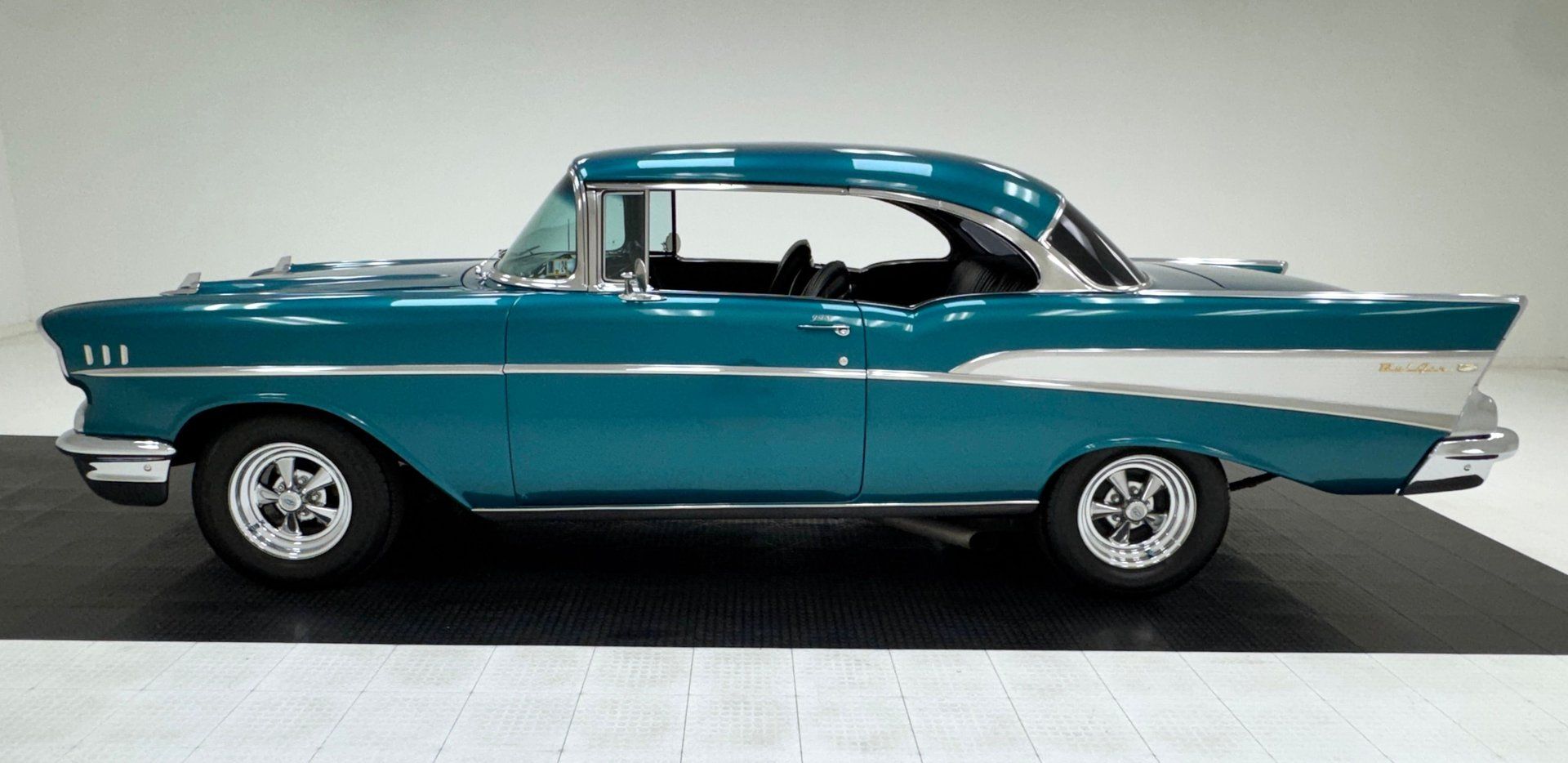 1957 Chevrolet Bel Air 2-Door Hardtop, foto 2