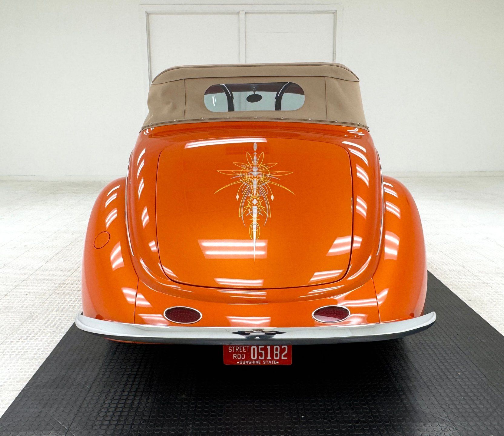 1937 Ford 85 Deluxe Cabriolet, foto 4