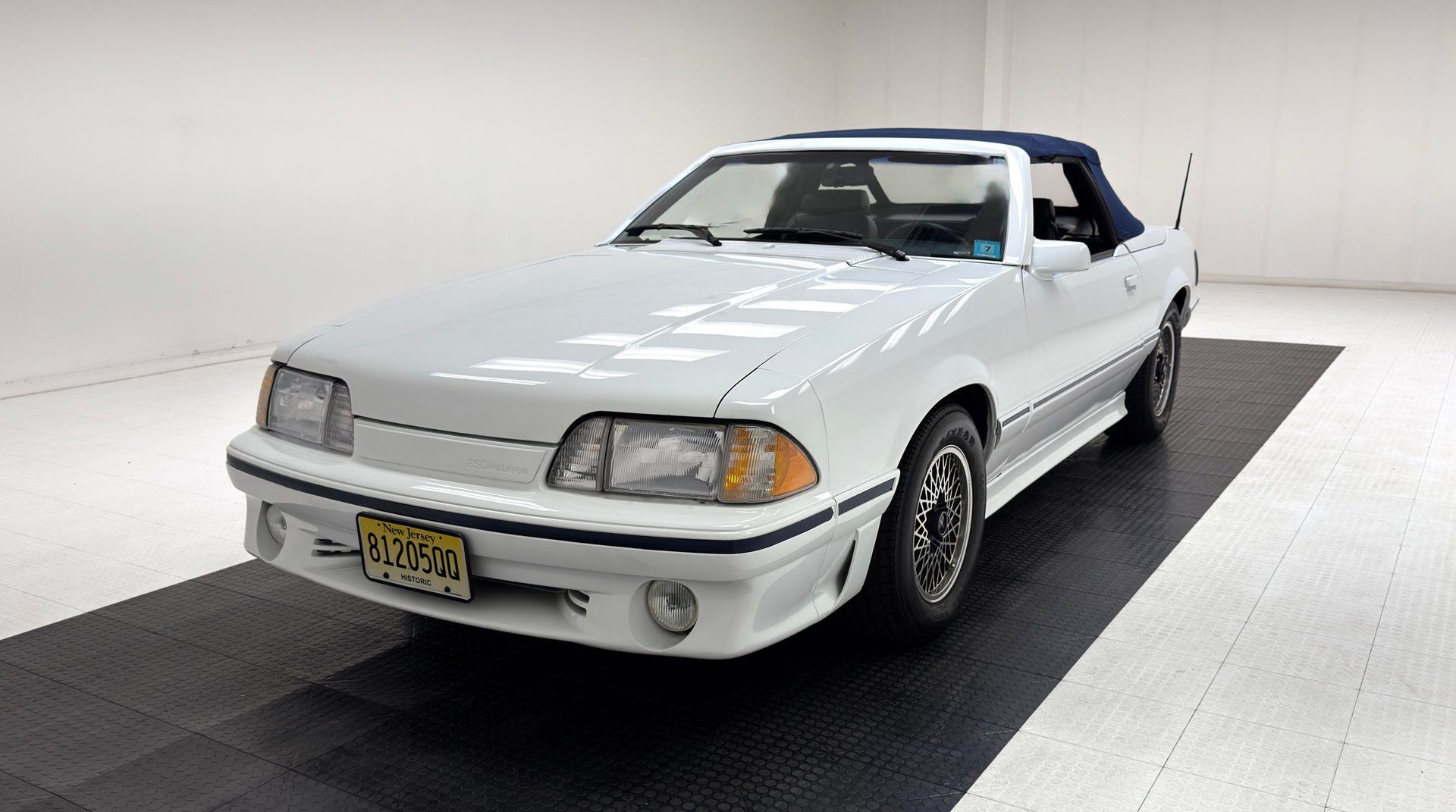 1987 Ford ASC McLaren Mustang Convertible, foto 1