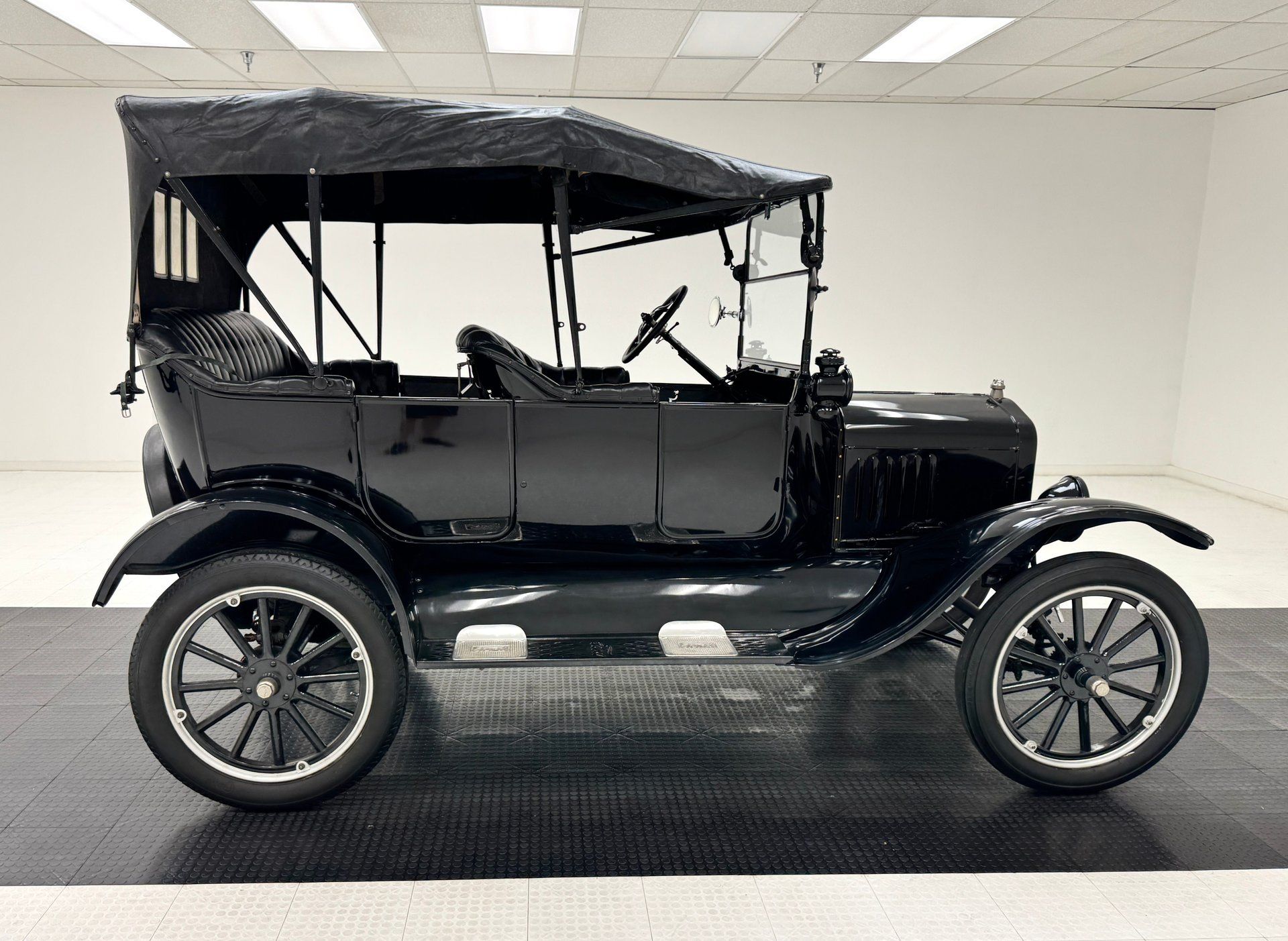 1919 Ford Model T Touring Sedan, foto 9