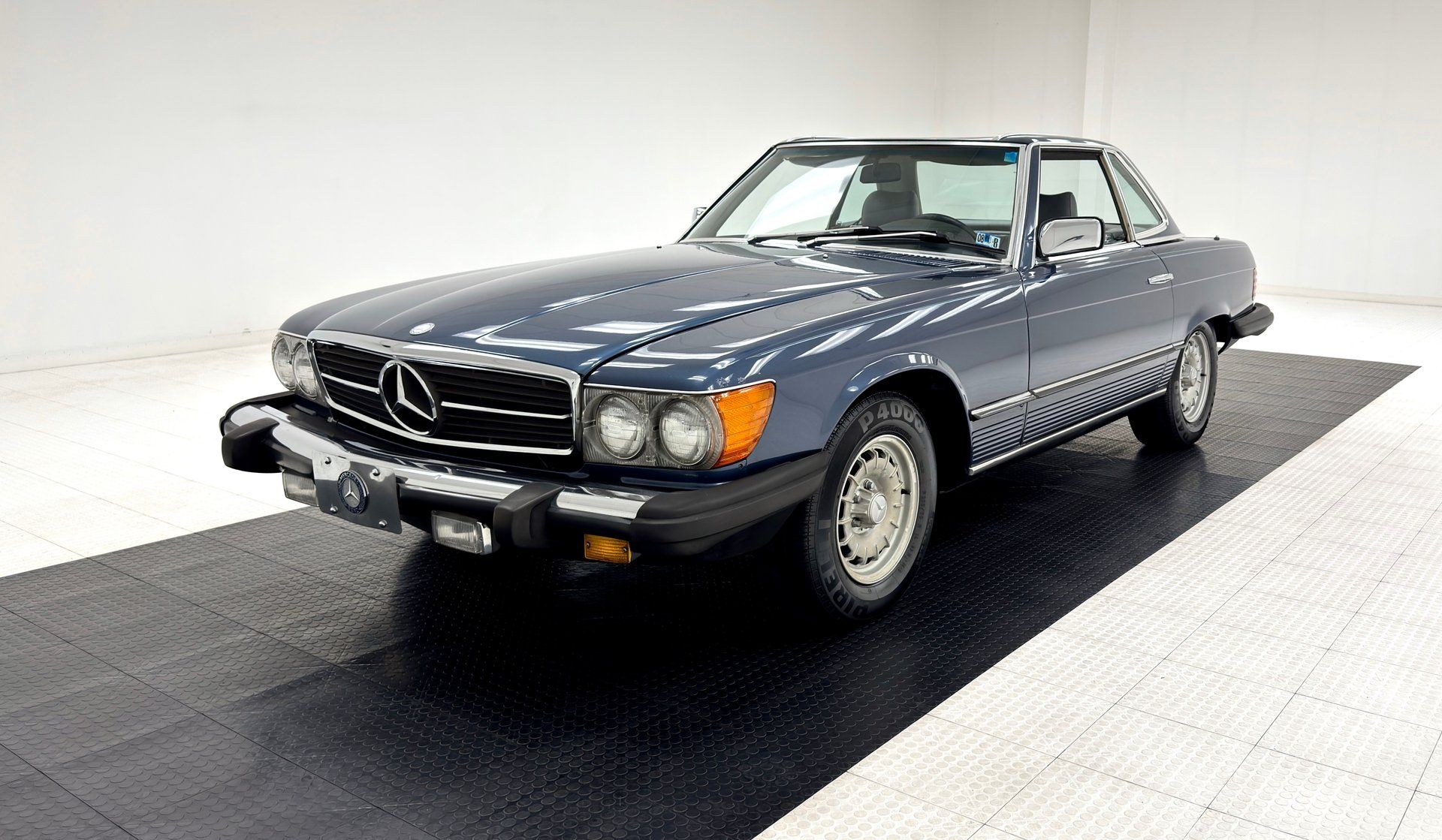 1984 Mercedes-Benz 380 SL Convertible R107, foto 1