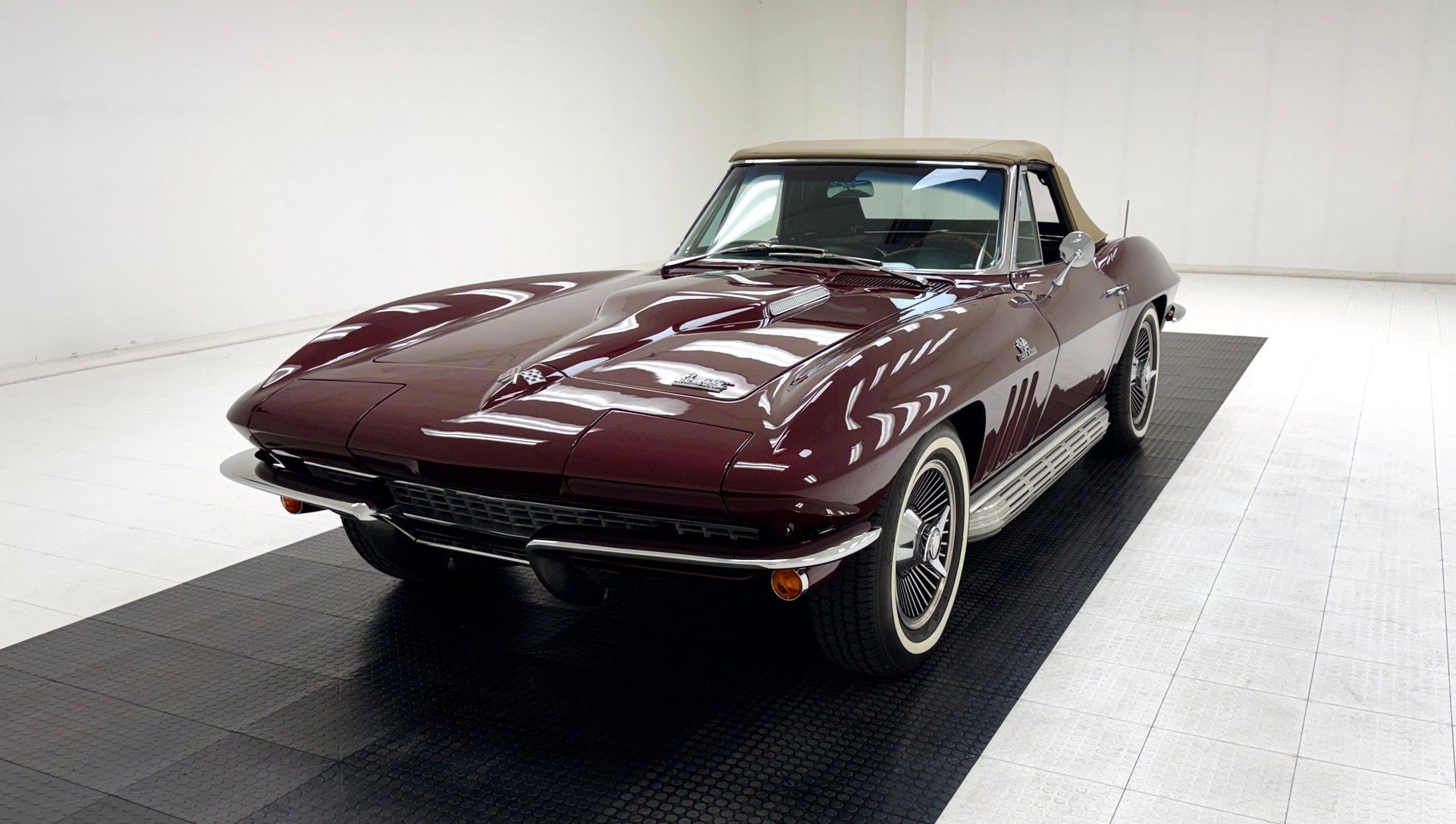1966 Chevrolet Corvette Convertible, foto 1