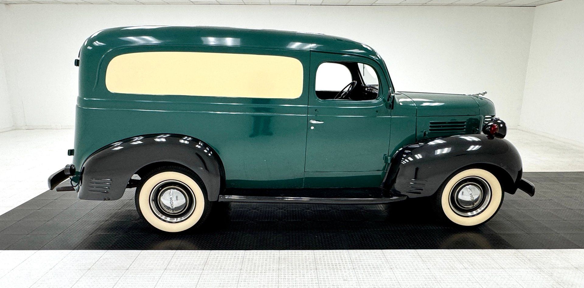 1940 Dodge VC Series 1/2 Ton Panel Truck, foto 6