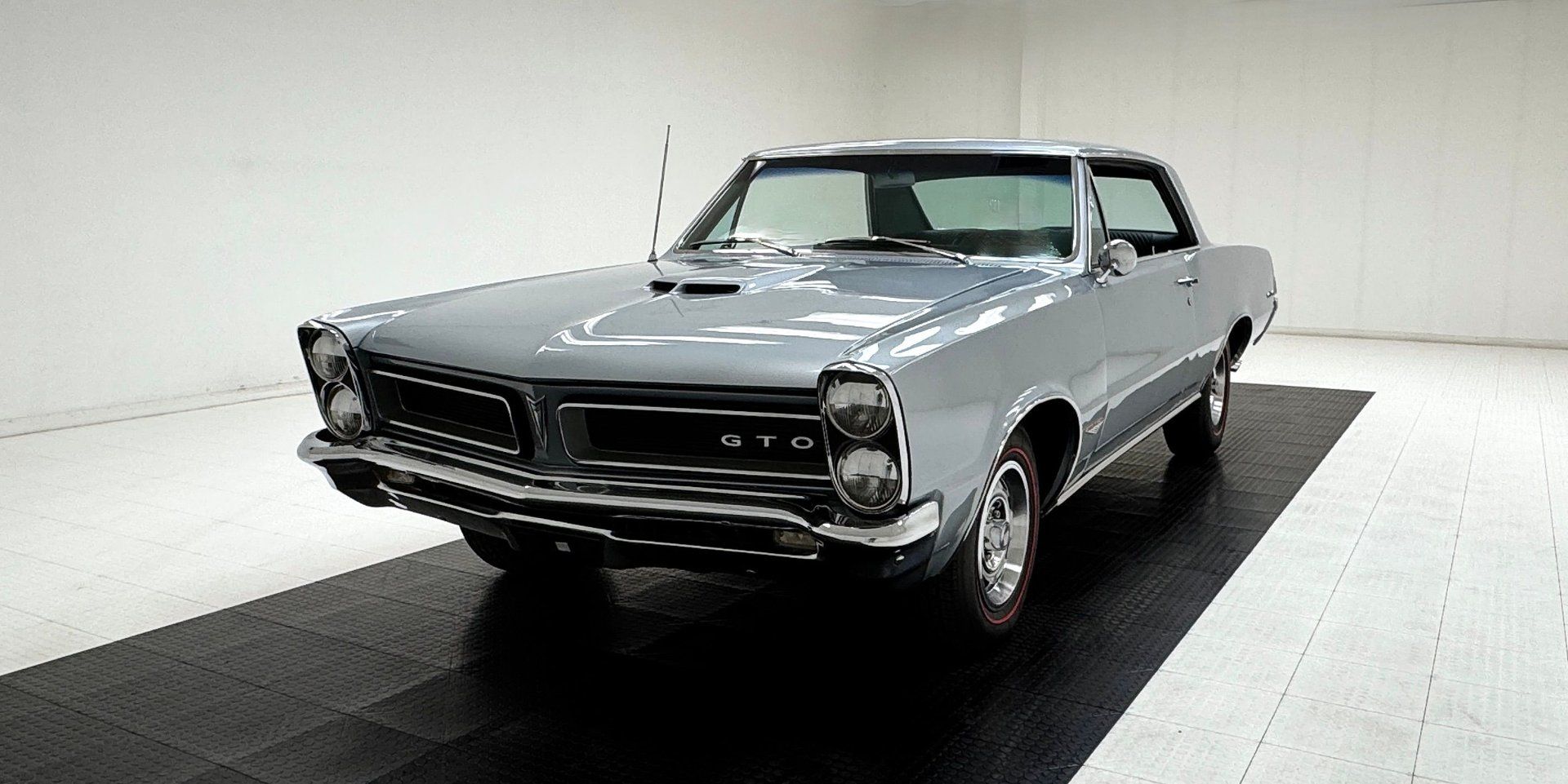 1965 Pontiac GTO Hardtop, foto 1